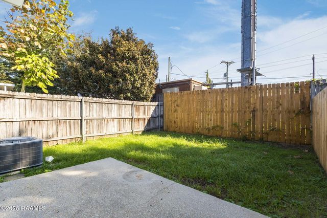 200 W Brentwood Boulevard Unit 2, Lafayette, LA 70506