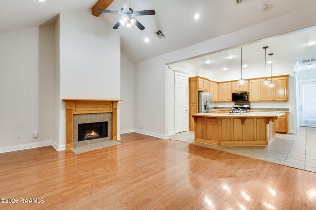 200 W Brentwood Boulevard Unit 2, Lafayette, LA 70506
