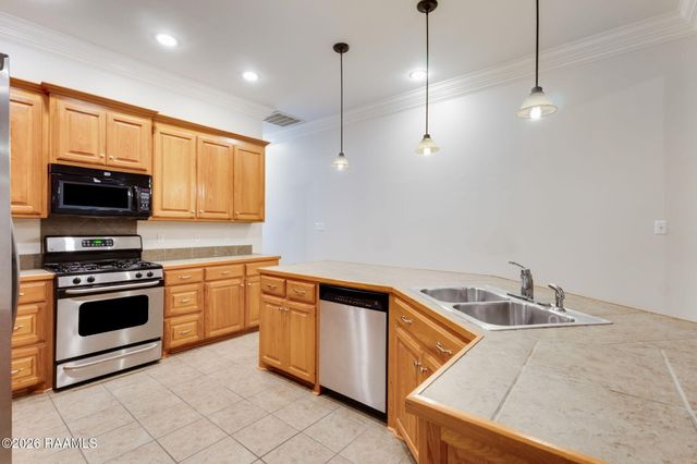 200 W Brentwood Boulevard Unit 2, Lafayette, LA 70506