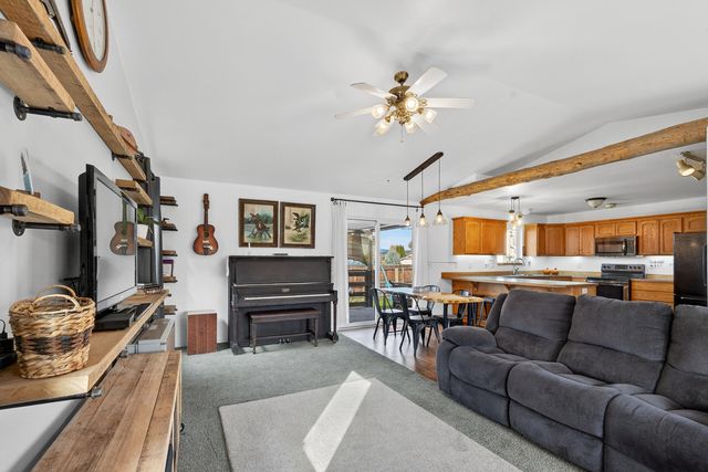 631 NE Mariposa Avenue, Prineville, OR 97754