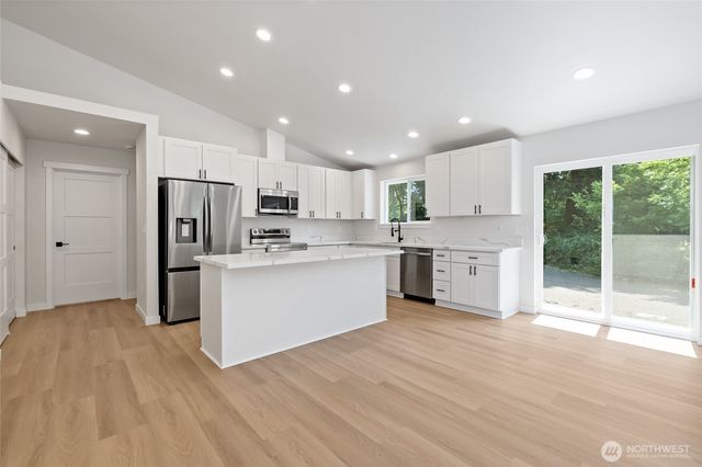 21913 127th Street Ct E, Bonney Lake, WA 98391