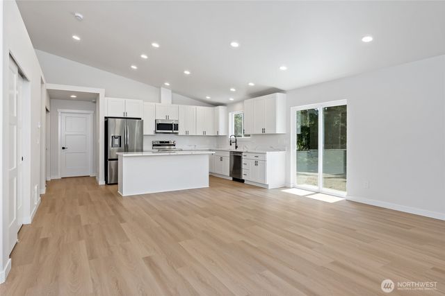 21913 127th Street Ct E, Bonney Lake, WA 98391