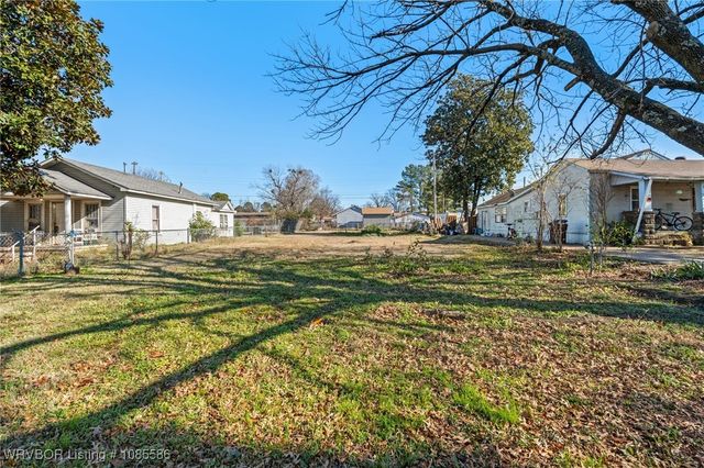 5105 S 32nd Street, Fort Smith, AR 72903