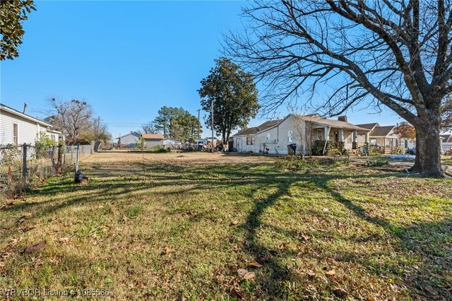 5105 S 32nd Street, Fort Smith, AR 72903