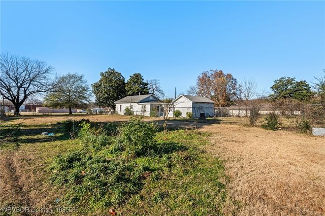 5105 S 32nd Street, Fort Smith, AR 72903