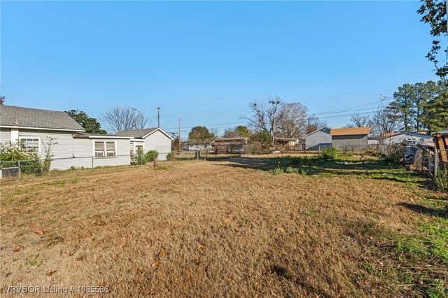 5105 S 32nd Street, Fort Smith, AR 72903