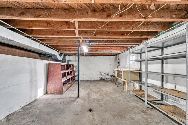 813 Jubal Early Hwy, Wirtz, VA 24184