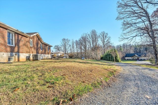813 Jubal Early Hwy, Wirtz, VA 24184