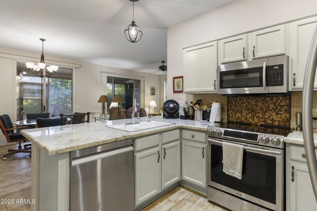 15773 W GRAND POINT Lane, Surprise, AZ 85374