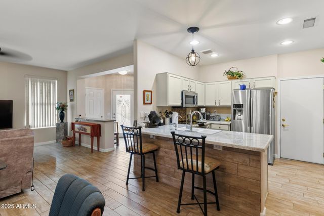 15773 W GRAND POINT Lane, Surprise, AZ 85374