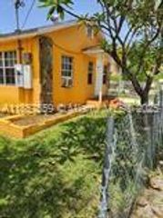 2257 NW 82nd St 1, Miami, FL 33147