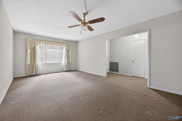 302 Jo Cyn Drive, Glencoe, AL 35905