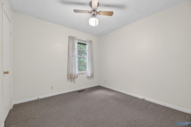 302 Jo Cyn Drive, Glencoe, AL 35905