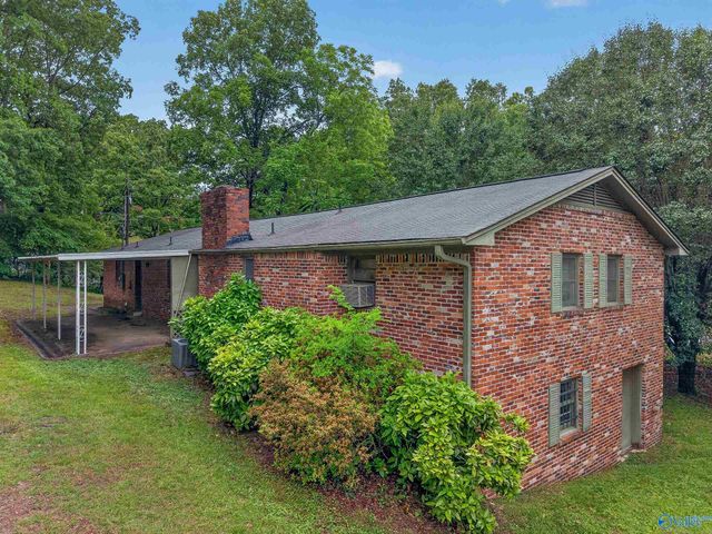302 Jo Cyn Drive, Glencoe, AL 35905