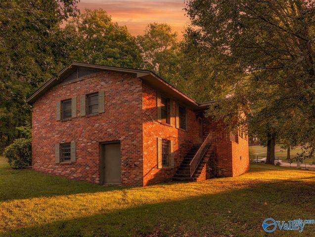 302 Jo Cyn Drive, Glencoe, AL 35905