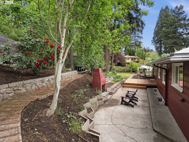 10155 Sw OLD ORCHARD Ln, Portland, OR 97225