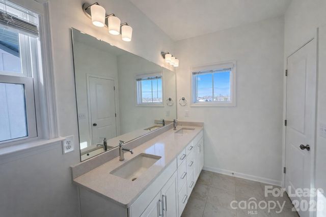 9458 Senator Royall Drive, Charlotte, NC 28262