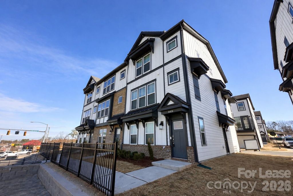 9458 Senator Royall Drive, Charlotte, NC 28262