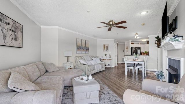 1338 Torrence Circle 29, Davidson, NC 28036