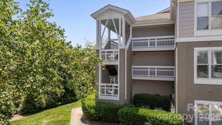 1338 Torrence Circle 29, Davidson, NC 28036
