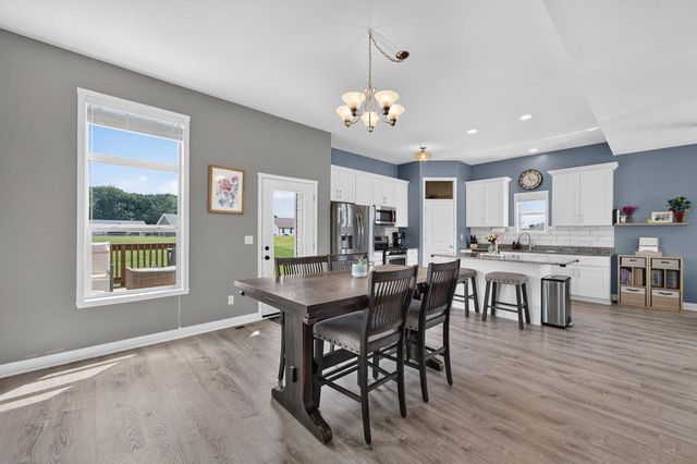 11216 N Shoes Way, Edgerton, WI 53534