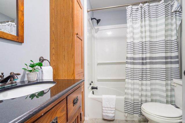 2229 Inglewood Place, South Bend, IN 46616