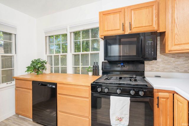 2229 Inglewood Place, South Bend, IN 46616