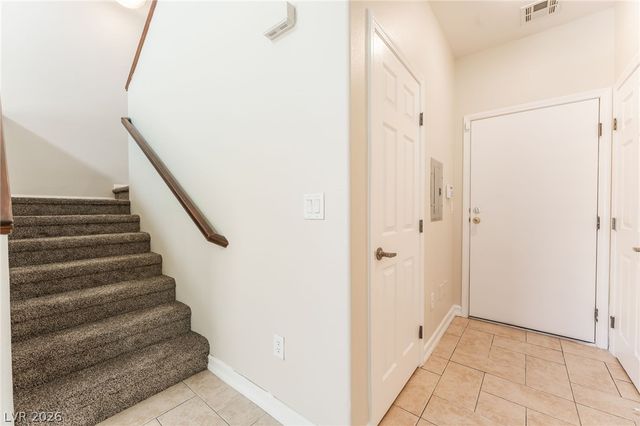 10563 GOLD SHADOW Avenue, Las Vegas, NV 89129