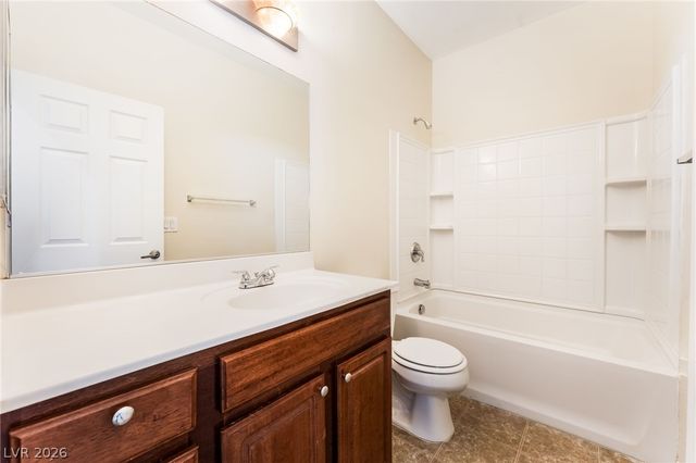 10563 GOLD SHADOW Avenue, Las Vegas, NV 89129