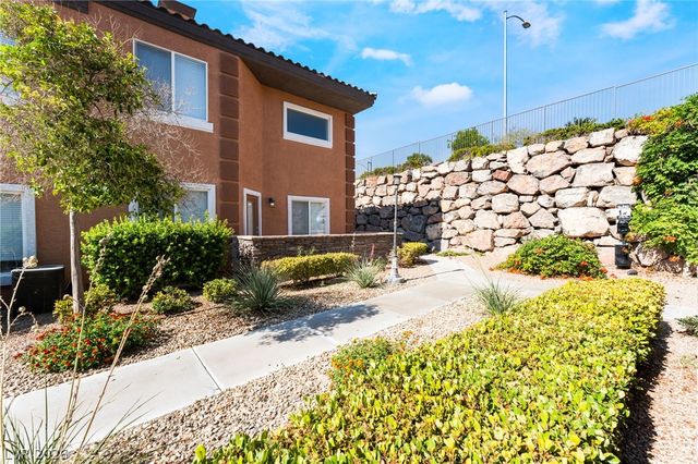 10563 GOLD SHADOW Avenue, Las Vegas, NV 89129