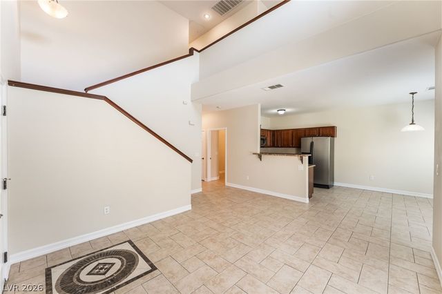 10563 GOLD SHADOW Avenue, Las Vegas, NV 89129