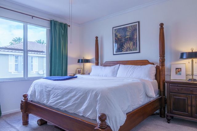 10585 NW 56th Place, Coral Springs, FL 33076