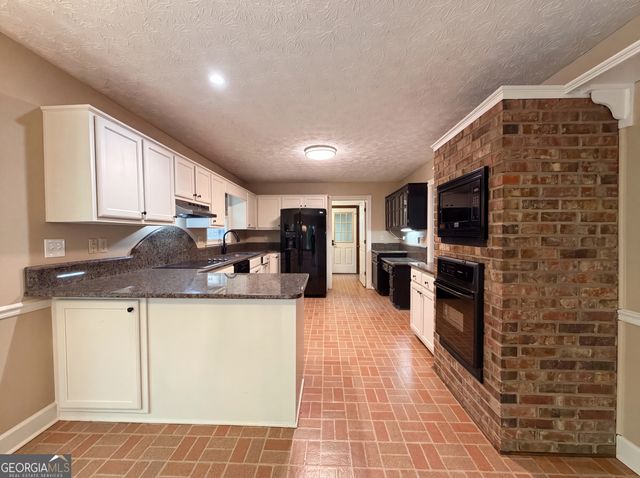 120 Oxford Lane, Fayetteville, GA 30215