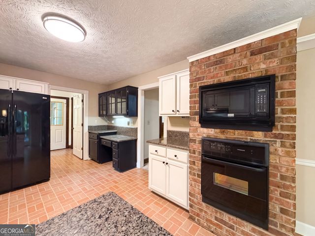 120 Oxford Lane, Fayetteville, GA 30215