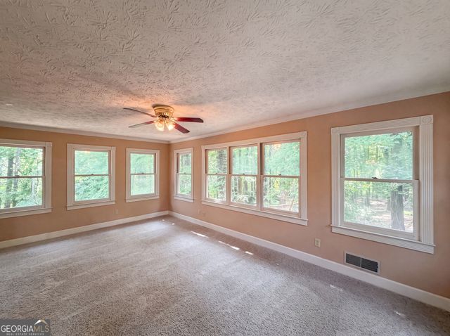 120 Oxford Lane, Fayetteville, GA 30215