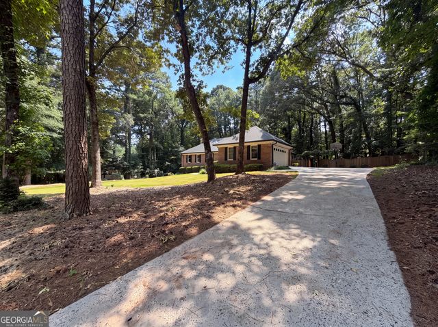 120 Oxford Lane, Fayetteville, GA 30215