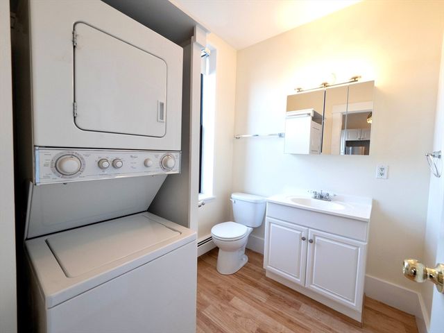 27 Fort Ave 2, Boston, MA 02119