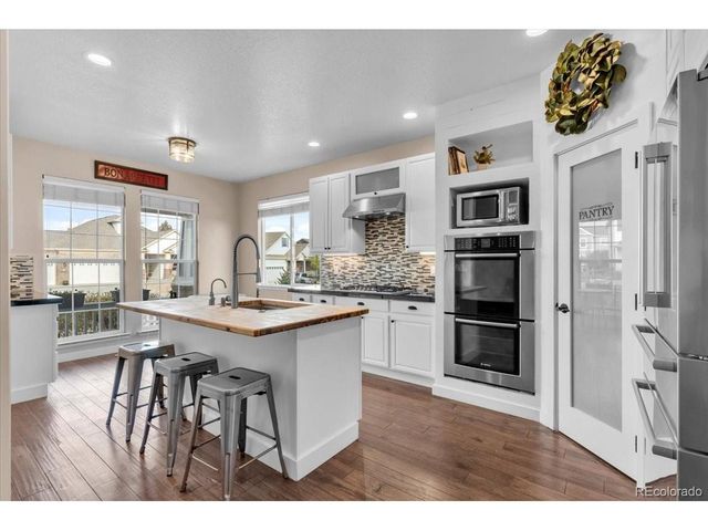 12134 Pine Top St, Parker, CO 80138