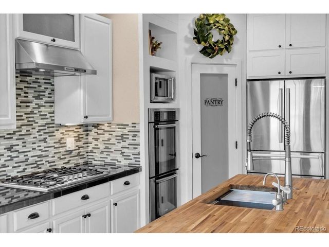 12134 Pine Top St, Parker, CO 80138