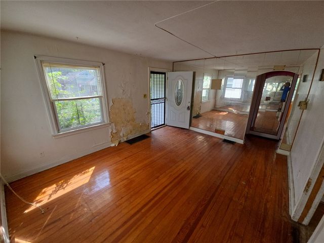 59 S Moss Avenue, Dayton, OH 45417