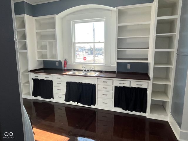 121 W 13th Street, Anderson, IN 46016