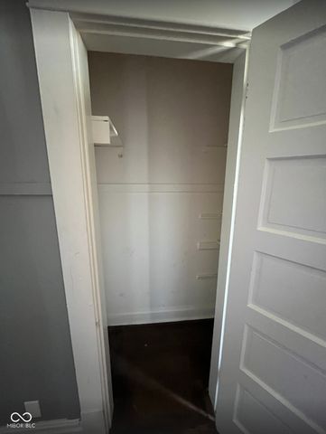 121 W 13th Street, Anderson, IN 46016