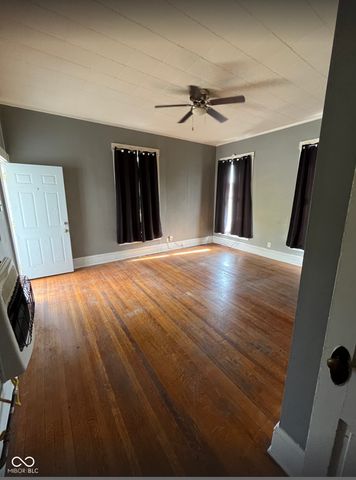 121 W 13th Street, Anderson, IN 46016