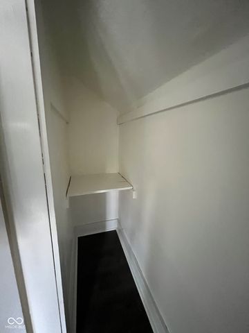 121 W 13th Street, Anderson, IN 46016