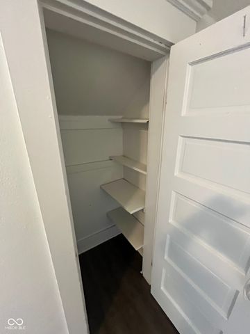 121 W 13th Street, Anderson, IN 46016