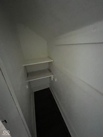 121 W 13th Street, Anderson, IN 46016