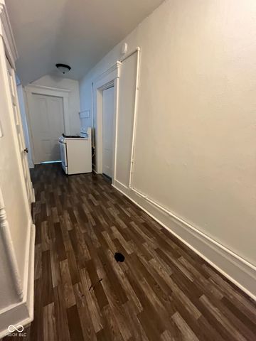 121 W 13th Street, Anderson, IN 46016