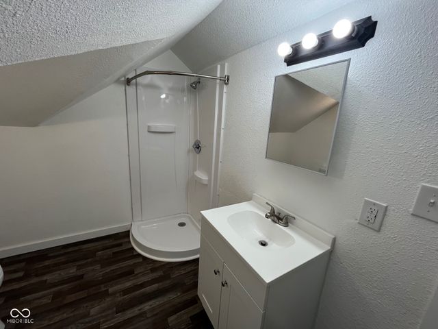 121 W 13th Street, Anderson, IN 46016