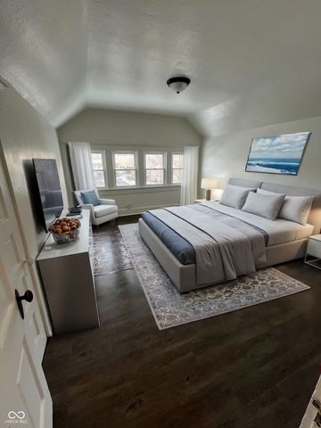 121 W 13th Street, Anderson, IN 46016