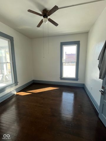 121 W 13th Street, Anderson, IN 46016